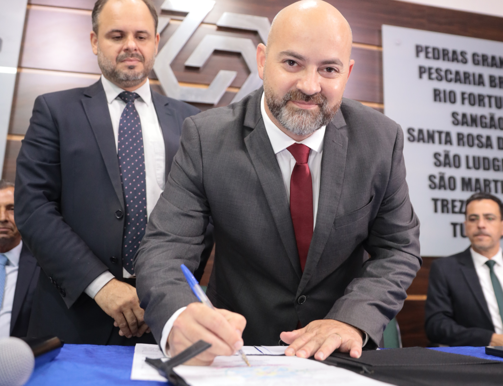 Vereador Everson Martins assume a Presidência da Câmara de Tubarão